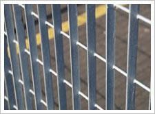 熱鍍鋅對插鋼格板圖片