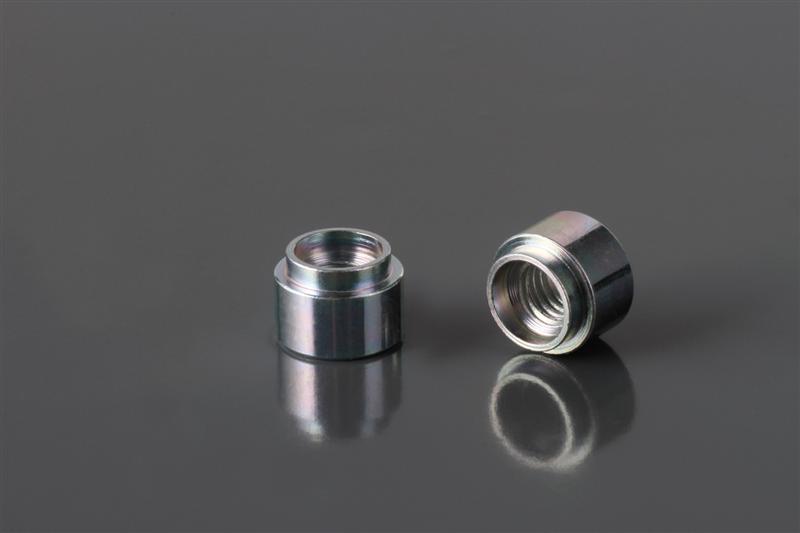 現(xiàn)貨提供優(yōu)質(zhì)環(huán)保藍(lán)白鋅漲鉚螺母Z-M3-1.2 擠壓螺母