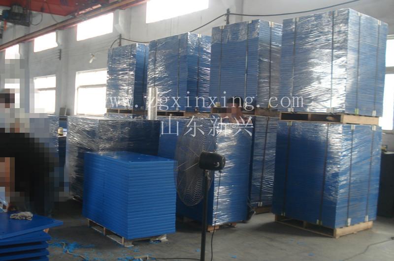 護(hù)舷貼面板/港口護(hù)舷板/碼頭護(hù)舷圖片