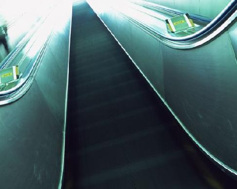 供應(yīng)濟(jì)寧舊電梯回收電梯拆除二手電梯