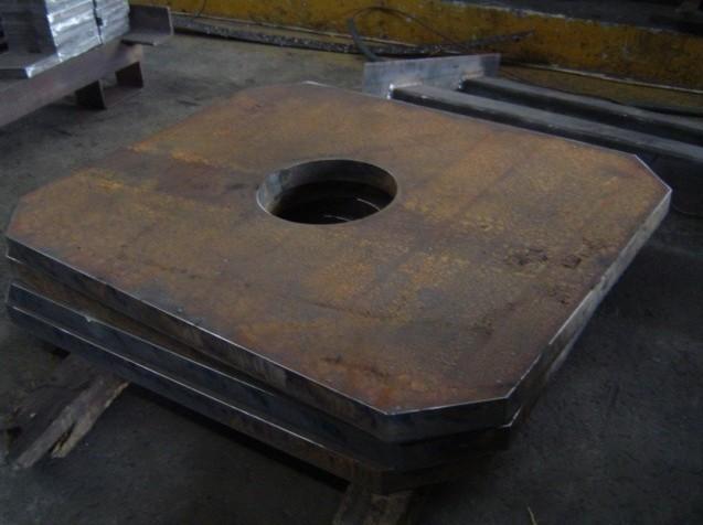 山東沙鋼寬厚板數(shù)控切割加工圖片