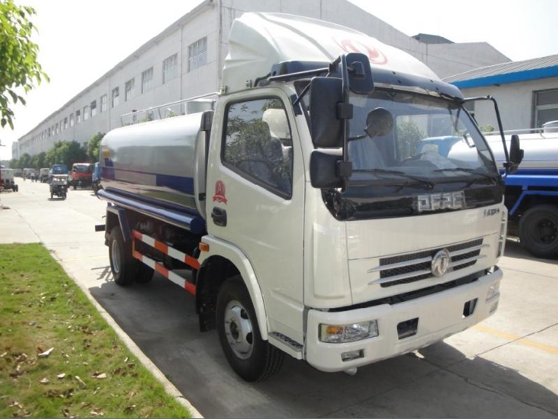 供應(yīng)東風(fēng)多利卡灑水車/東風(fēng)6-8噸灑水車