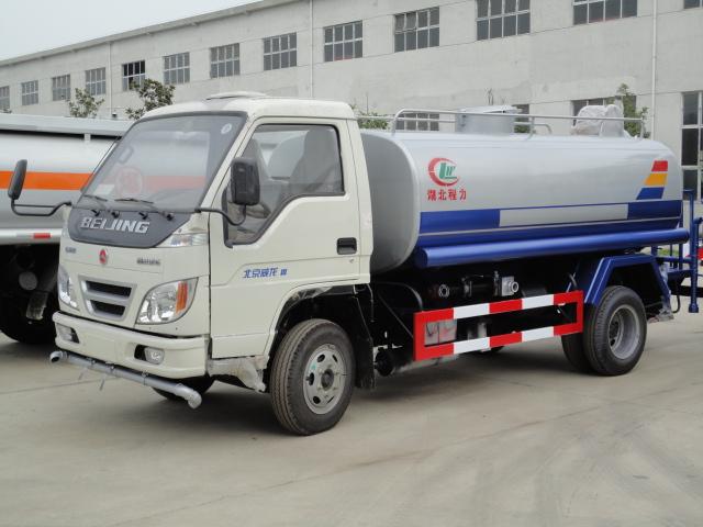 供應(yīng)北汽福田灑水車/5噸灑水車