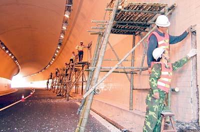 供應(yīng) 東莞防水補(bǔ)漏工程施工 東莞防水補(bǔ)漏工程施工價(jià)格 東莞防水補(bǔ)漏工程公司 深圳防水補(bǔ)漏工程