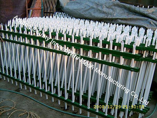 供應(yīng)宏達鐵藝護欄網(wǎng)，鐵藝護欄網(wǎng)圖片，鐵藝護欄網(wǎng)安裝