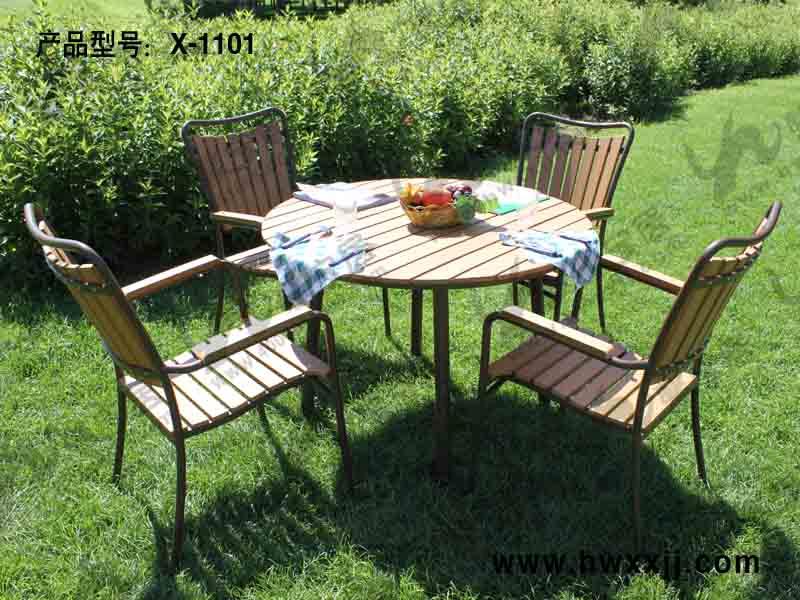 戶外桌椅款式圖片