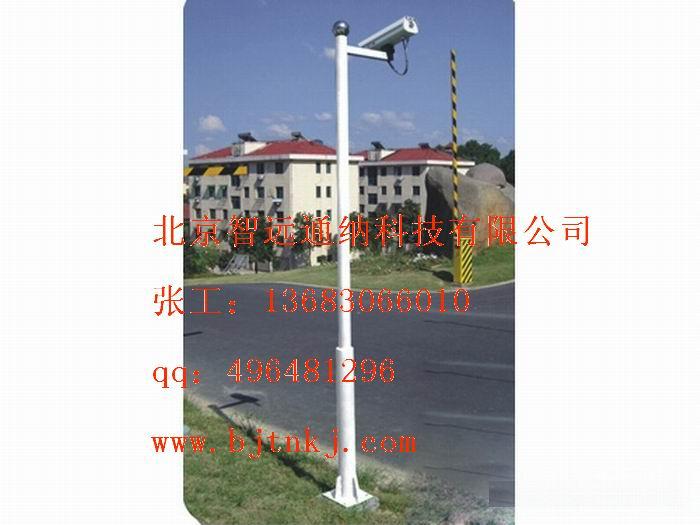 監(jiān)控立桿監(jiān)控桿電子警察立桿基圖片