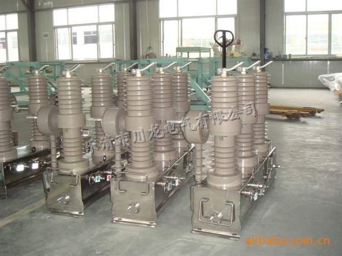 供應(yīng)ZW32斷路器批發(fā),ZW32真空開(kāi)關(guān),ZW32柱上真空斷路器