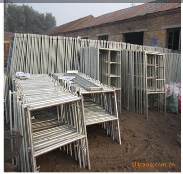 供應(yīng)黃驊市渤海新區(qū)*價(jià)龍門架施工升降機(jī)