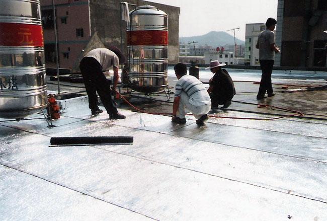 房屋防水屋顶补漏卫生间防水治漏图片