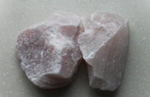 供應(yīng)粉系滑石塊、海城滑石塊、滑石塊價(jià)格