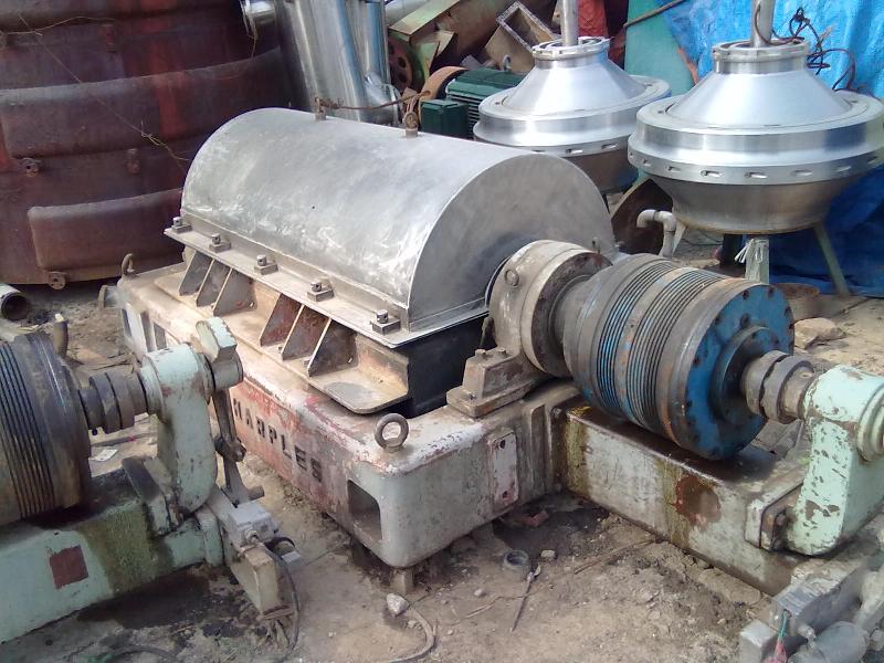 二手臥式螺旋沉降離心機(jī)一批圖片