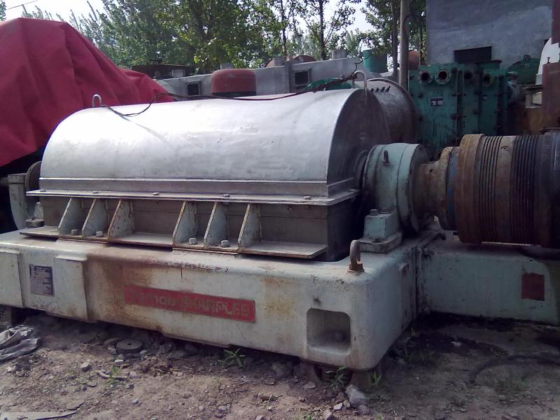 二手臥式螺旋沉降卸料離心機(jī)