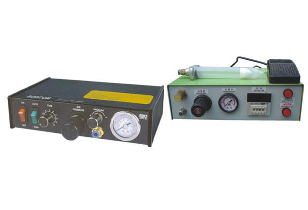 供應(yīng)全自動8色PVC滴膠機(jī)、滴塑機(jī)、點(diǎn)膠機(jī)