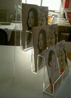 供應廣東商場*鞋子展示架訂做