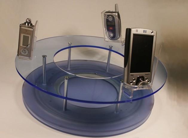 內(nèi)蒙古訂做亞克力手機(jī)展示架的廠圖片