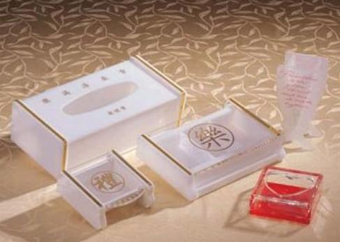 最便宜的有機(jī)玻璃紙巾盒訂做廠家圖片