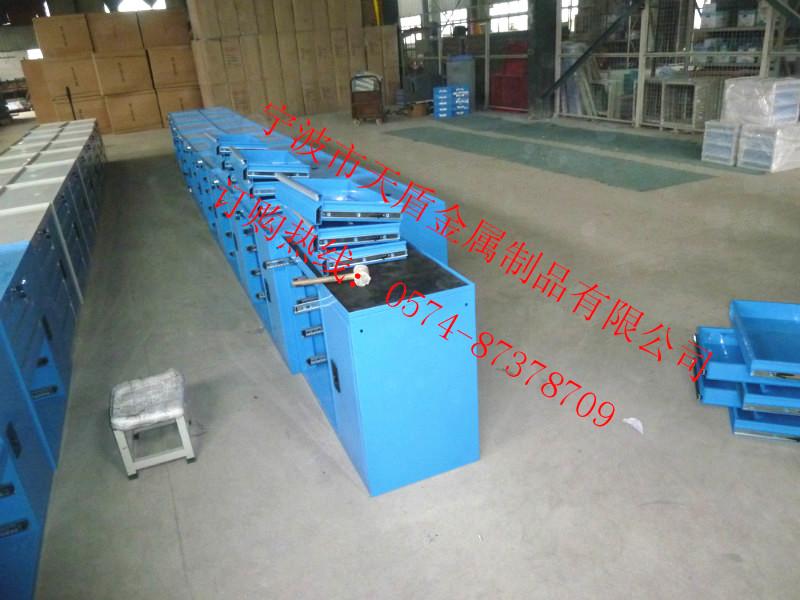 供應(yīng)寧波2013新款工具柜