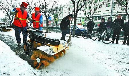 市场上的哪家的扬雪机比较好图片