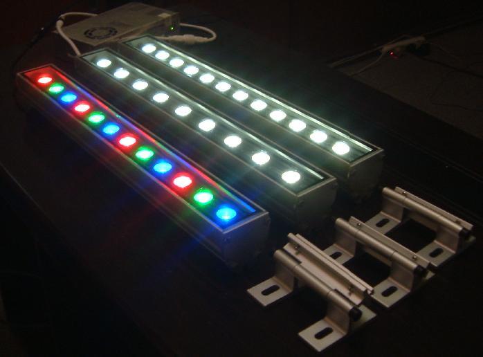 供應(yīng)LED線條燈LED洗墻燈、LED線條燈定做、LED線條燈批發(fā)