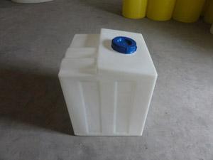 供應(yīng)杰森牌PE200L方形加藥箱