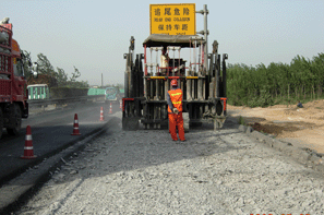 供应水泥路面破碎机（路面碎石化）水泥路面破碎机路面碎石化