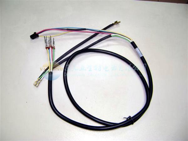 供應(yīng)汽車電動(dòng)后視鏡線束 TS16949認(rèn)證工廠