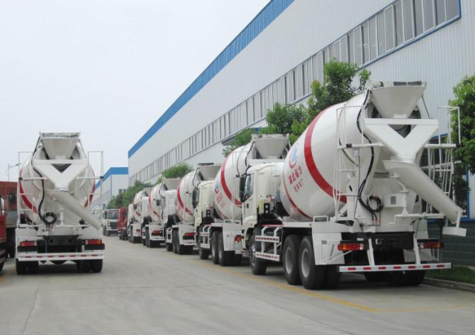 供應(yīng)陜汽德龍8方混凝土攪拌車(chē)