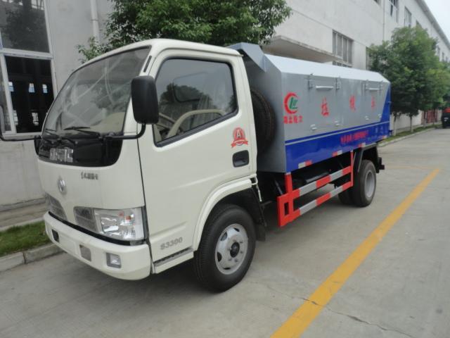 供應(yīng)東風(fēng)小霸王密封式垃圾車廠家直銷
