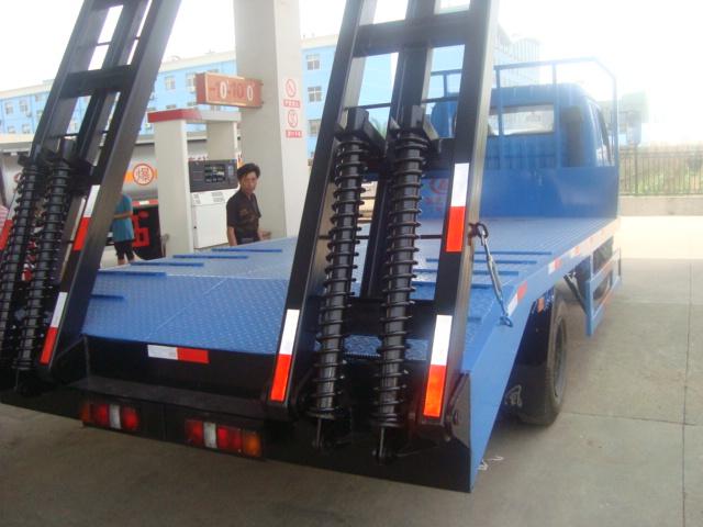 供應*的挖機板車哪里買？