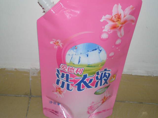 供應(yīng)東莞2L洗衣液自立包裝袋2000