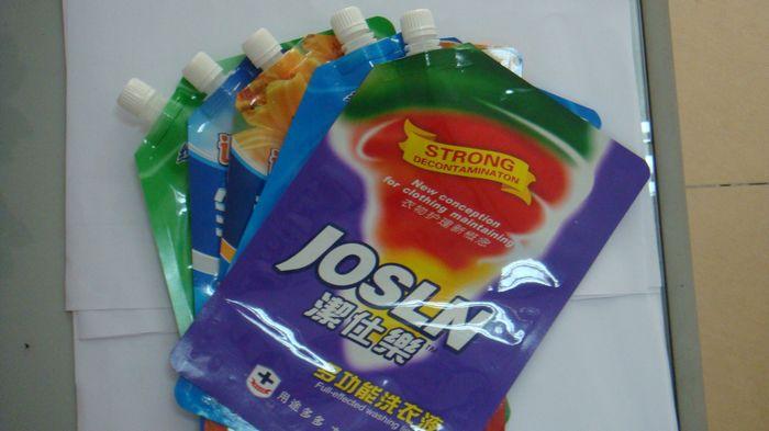 供應(yīng)洗衣液包材，廣東2L洗衣液軟包裝，山東2L洗衣液自立袋