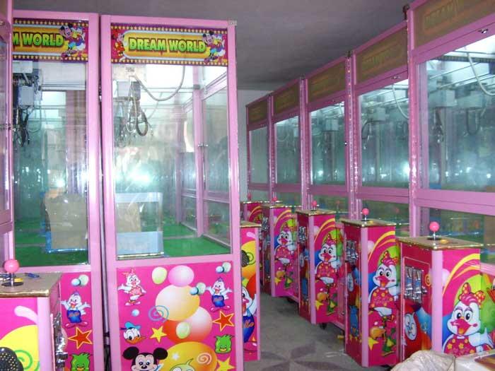 供應(yīng)全自動(dòng)投幣式抓煙機(jī)，自動(dòng)抓煙機(jī)，*銷售抓煙機(jī)