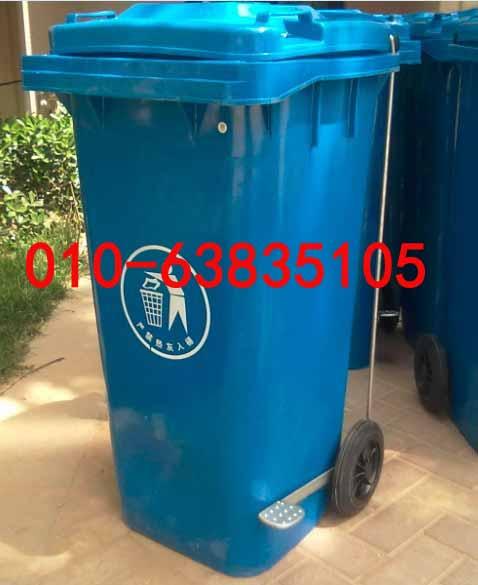 小區(qū)腳踏垃圾桶圖片