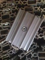 供應(yīng)小孔八棱柱，鋁合金八棱柱廠家、標攤鋁材廠家