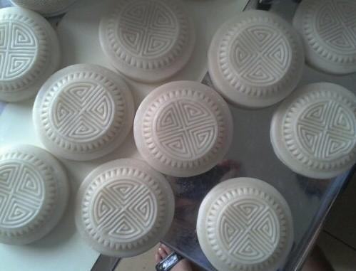 供應(yīng)做糯米糍耙的機(jī)器糯米糍機(jī)器價(jià)格