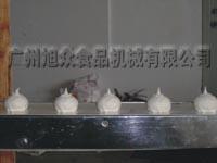 供應(yīng)小籠包生產(chǎn)機(jī)器小型自動包子機(jī)