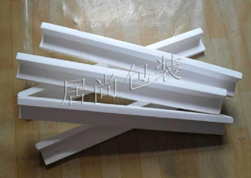 供應(yīng)EPS泡沫護(hù)角 廠家批發(fā)大量供貨泡沫護(hù)角三面防震防撞泡沫護(hù)角包裝