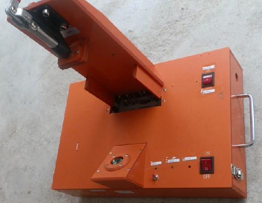 供應(yīng)LCD背光玻璃測(cè)試架供應(yīng)商