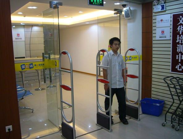 供應(yīng)沃爾瑪超市防盜器X超市防盜耗材防盜儀