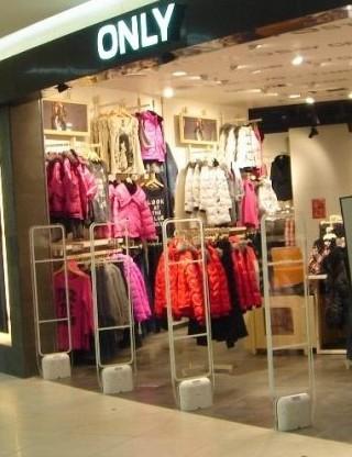供應(yīng)HM服裝店防盜ZARA服飾防盜系統(tǒng)