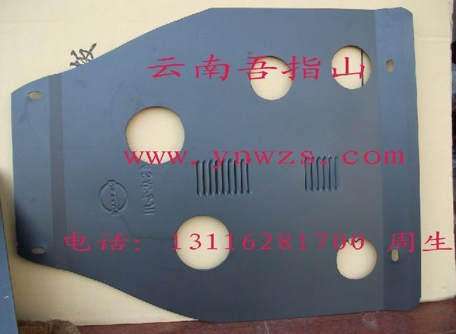 雷諾科雷傲新型鈦合金發(fā)動(dòng)機(jī)護(hù)板圖片