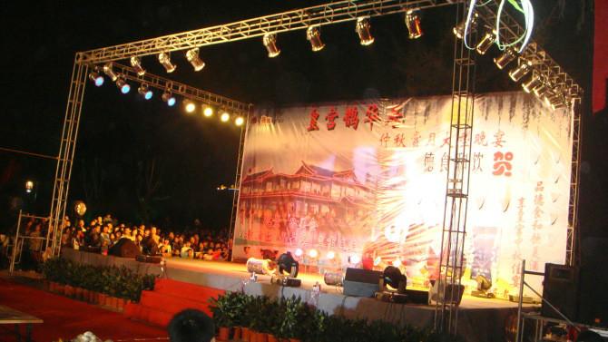 供應(yīng)燈光TURSS架舞臺(tái)TURSS架出租