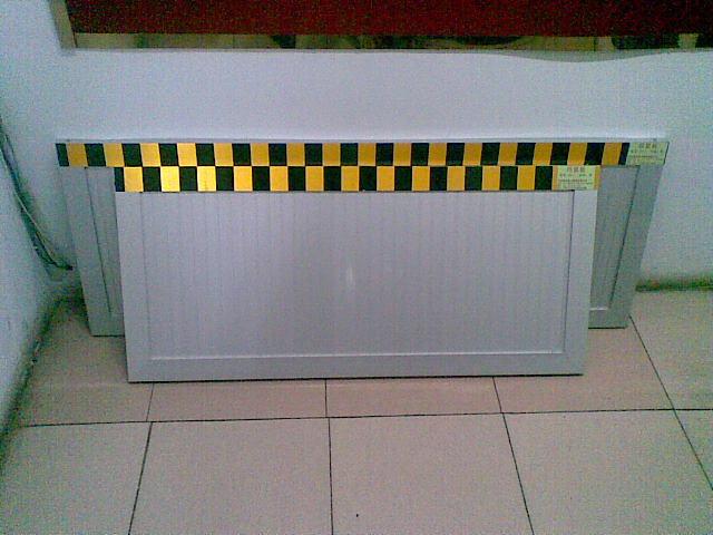 專業(yè)生產(chǎn)擋鼠板圖片