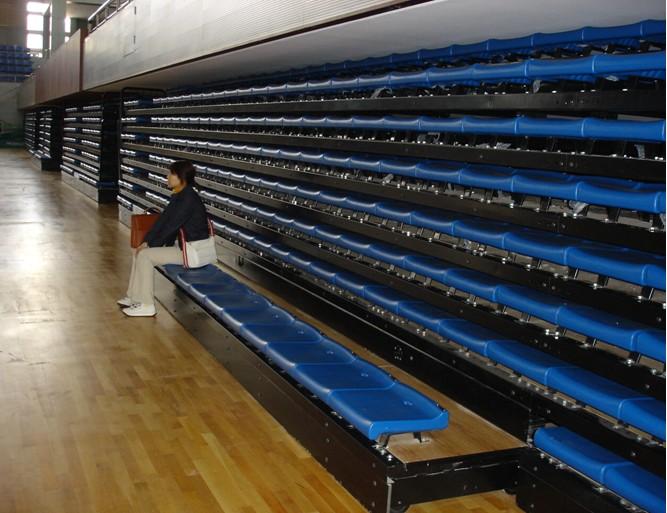 活動(dòng)看臺(tái) 伸縮座椅