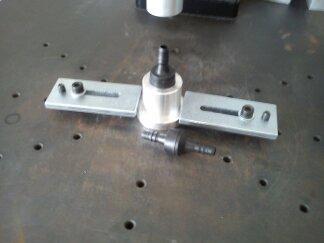 供應(yīng)汽車單向閥焊接機