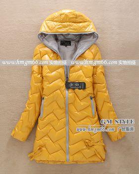 供應(yīng)上海羽絨服批發(fā)山東羽絨服批發(fā)