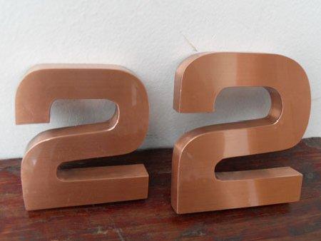 供應(yīng)大量銅字銅牌廠家直銷 品質(zhì)保證 銅字銅牌 量大更優(yōu)惠