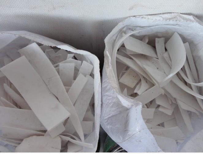 供應(yīng)PFA塊料廢料回收氟塑料線皮PTFE回收四氟回收