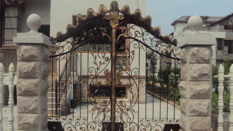 供應武漢豪華鐵藝大門鴻博造